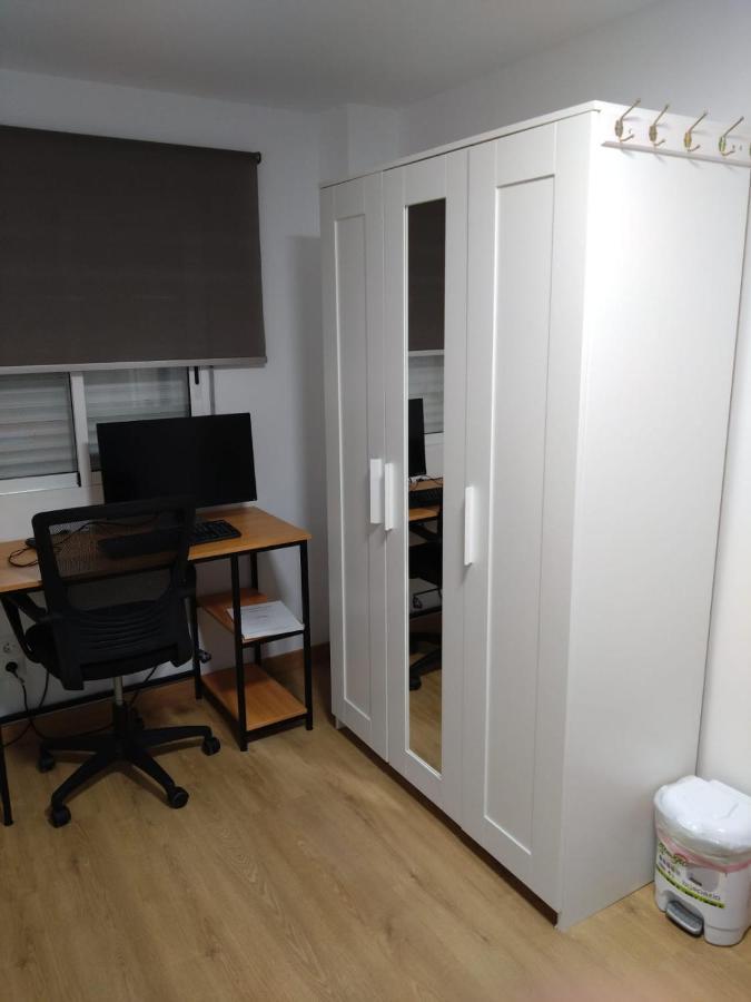 Room As A Service - El Mejor En El Centro De Malaga Exterior photo
